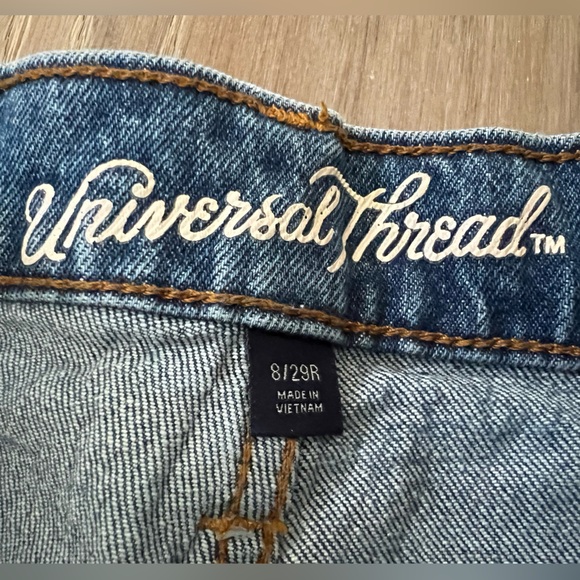 Universal Thread Ripped Jeans - Picture 4 of 6